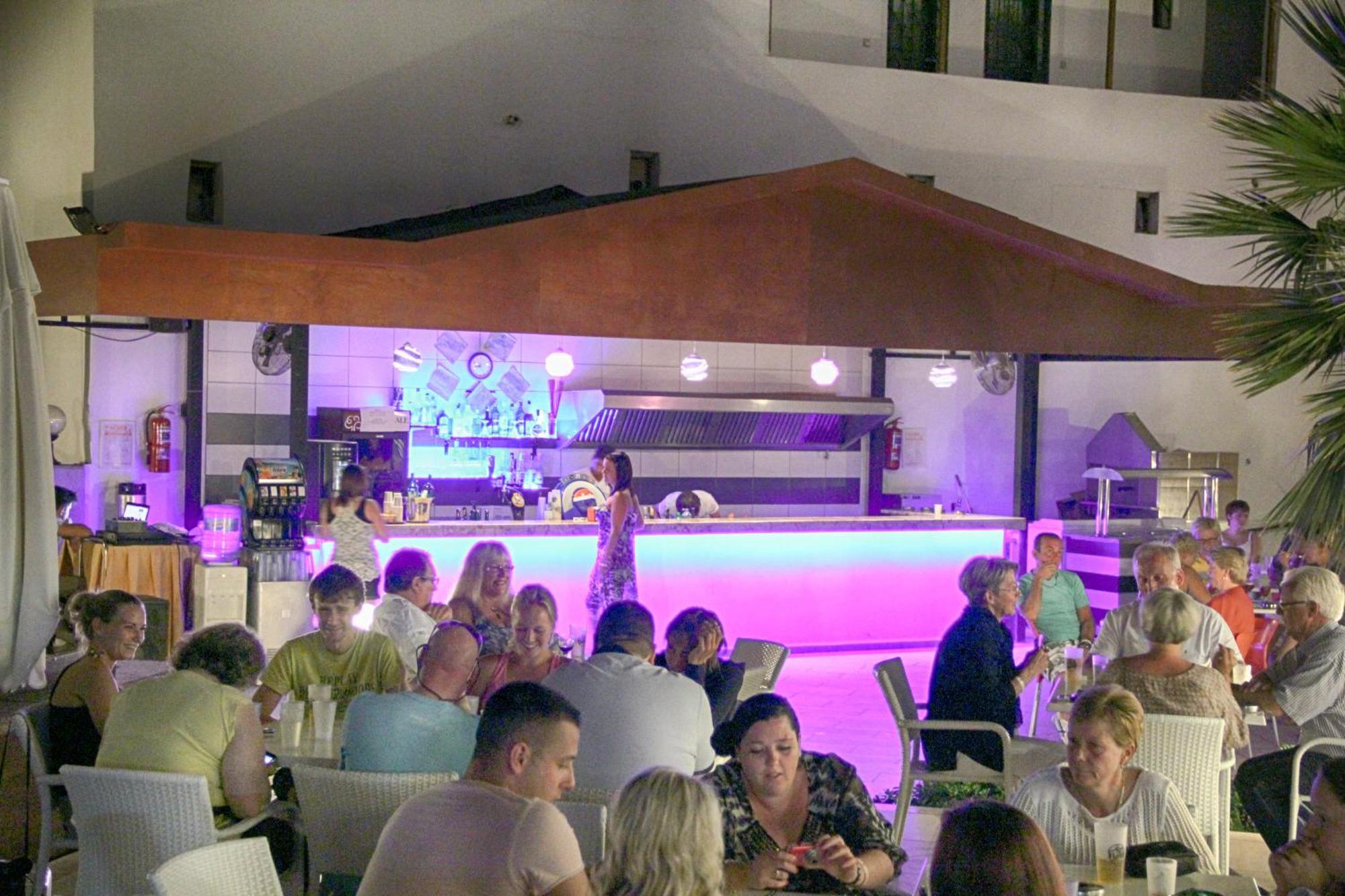 Club Shark Hotel Gümbet Exterior foto